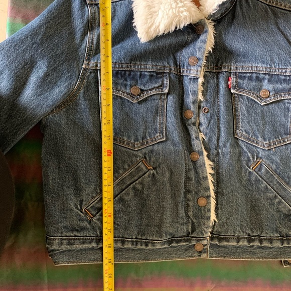 LEVI STRAUSS & CO. JEAN JACKET - Picture 7 of 9